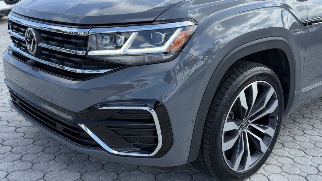 2022 Volkswagen Atlas Cross Sport 3.6L V6 SEL Premium R-Line