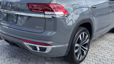 2022 Volkswagen Atlas Cross Sport 3.6L V6 SEL Premium R-Line