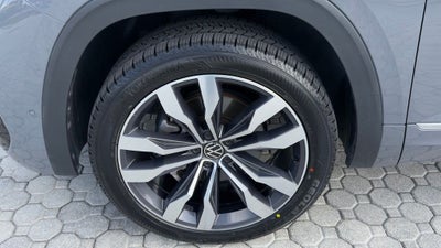2022 Volkswagen Atlas Cross Sport 3.6L V6 SEL Premium R-Line