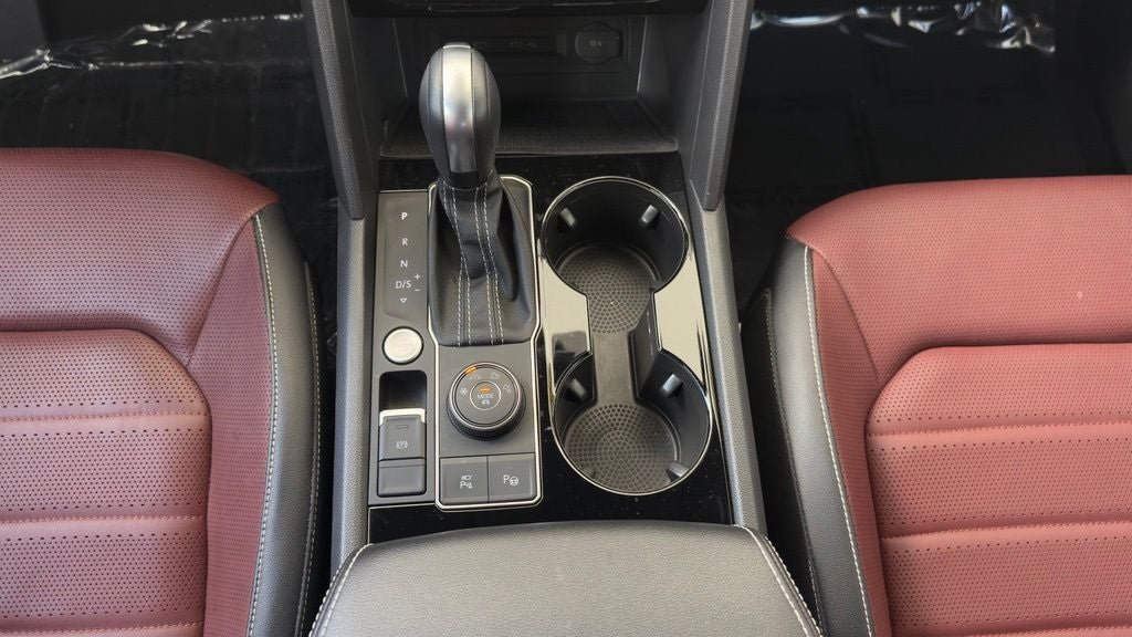 2022 Volkswagen Atlas Cross Sport 3.6L V6 SEL Premium R-Line