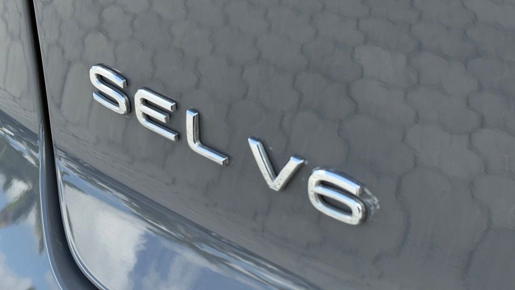 2022 Volkswagen Atlas Cross Sport 3.6L V6 SEL Premium R-Line