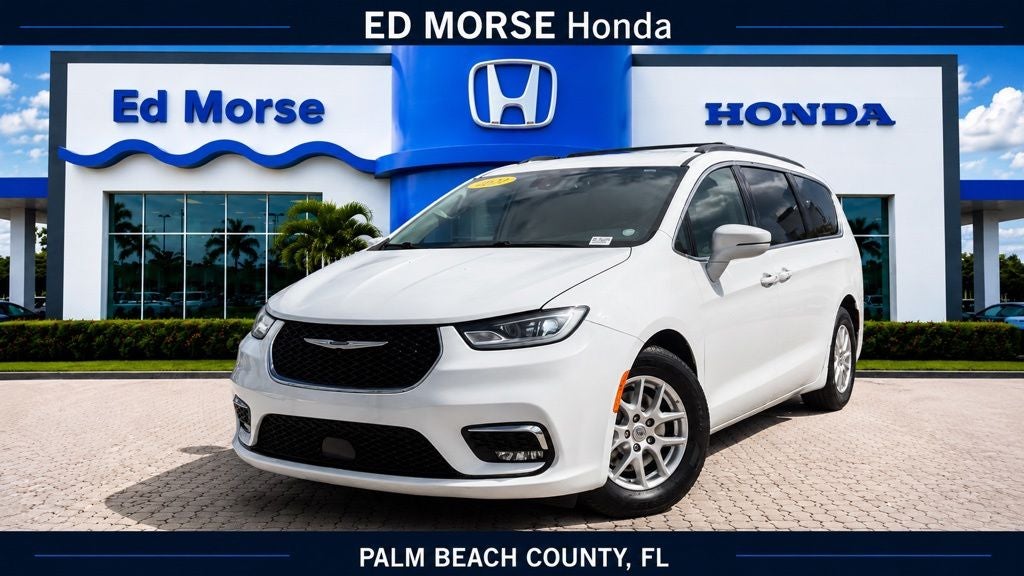 2022 Chrysler Pacifica Touring L