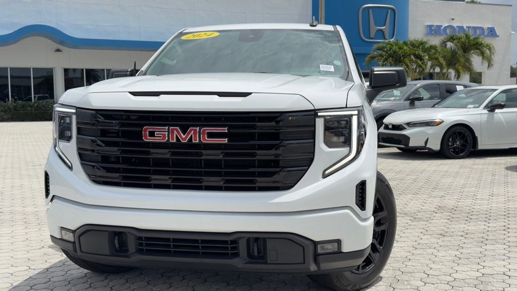 2024 GMC Sierra 1500 Elevation