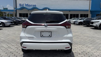 2021 Nissan Kicks S
