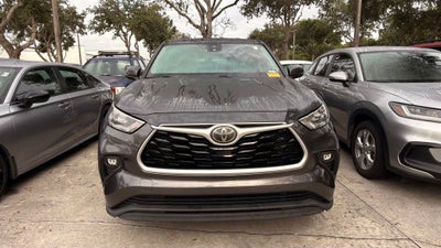 2020 Toyota Highlander LE