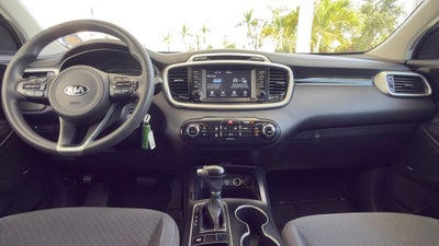 2018 Kia Sorento LX