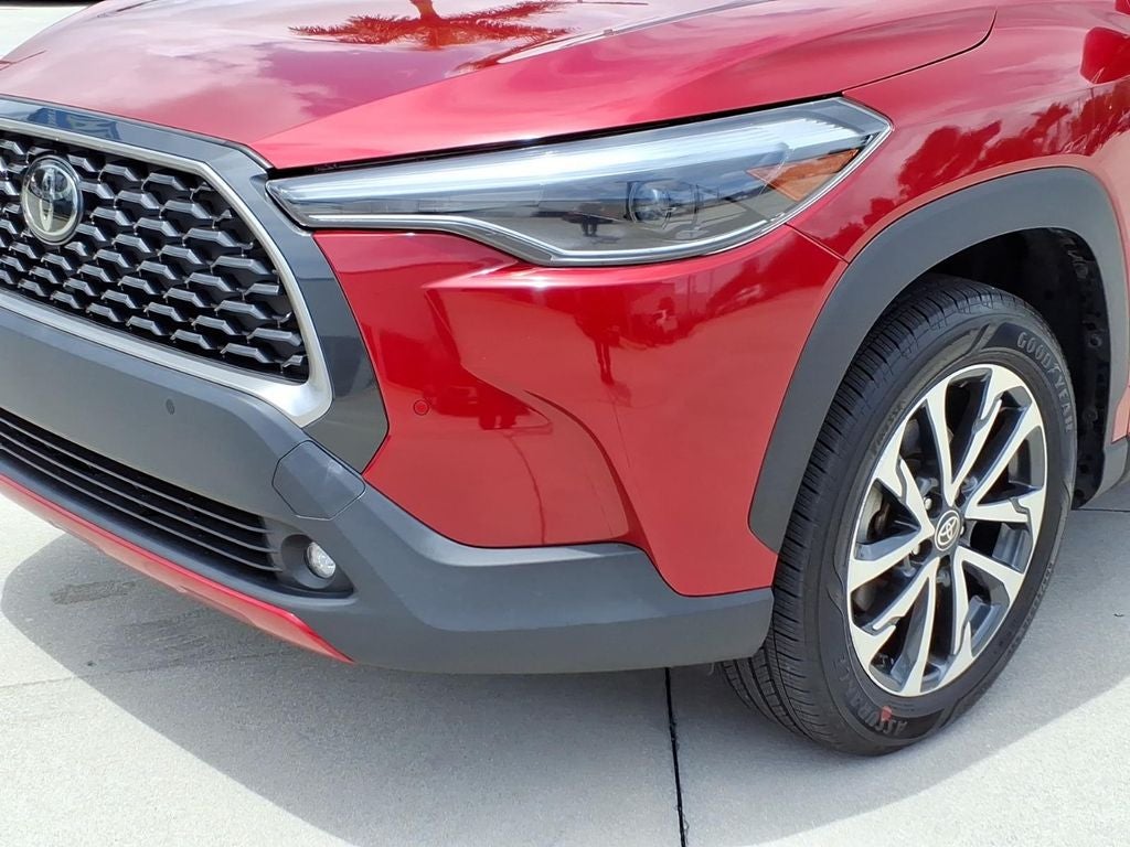 2023 Toyota Corolla Cross XLE