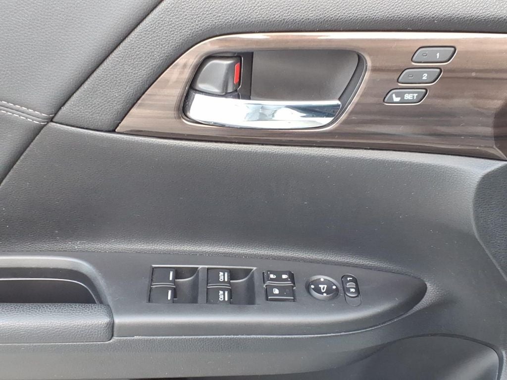 2017 Honda Accord Hybrid EX-L