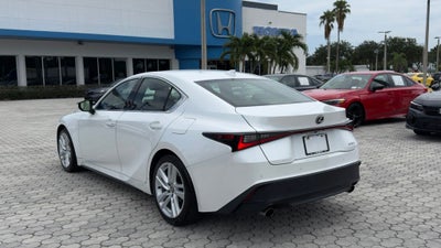 2023 Lexus IS 300