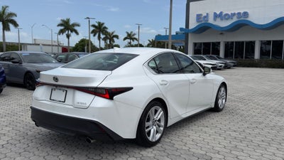 2023 Lexus IS 300
