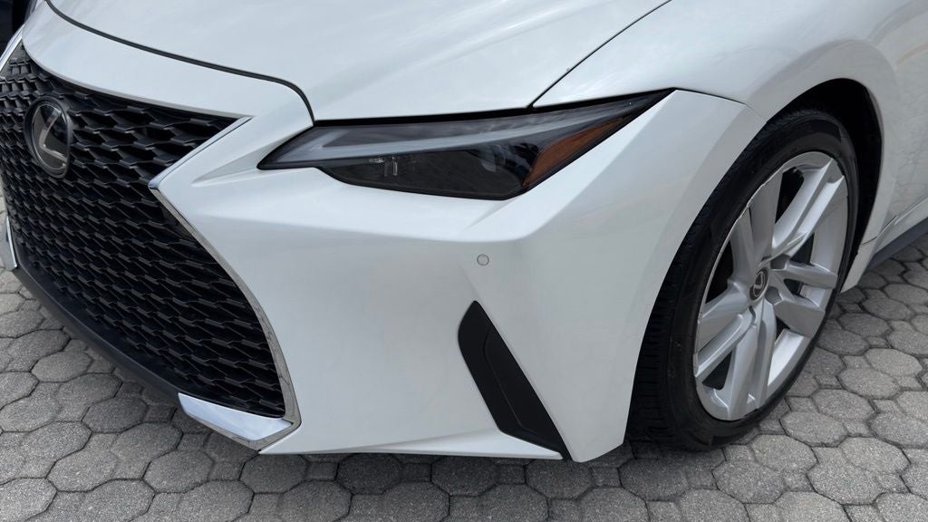 2023 Lexus IS 300