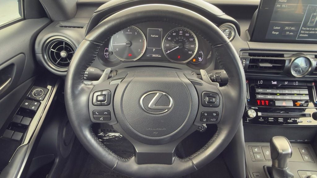 2023 Lexus IS 300