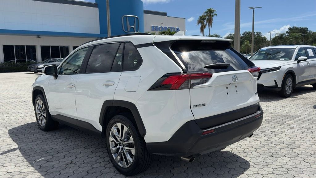 2019 Toyota RAV4 XLE Premium