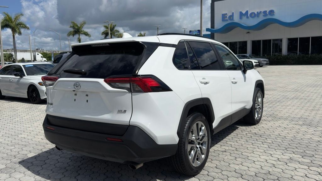 2019 Toyota RAV4 XLE Premium