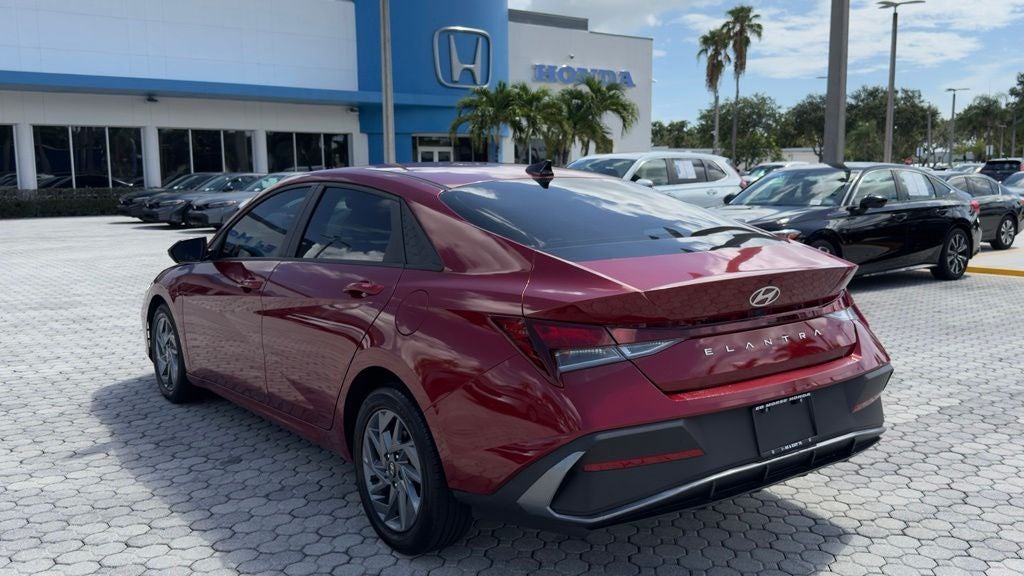 2024 Hyundai Elantra SEL