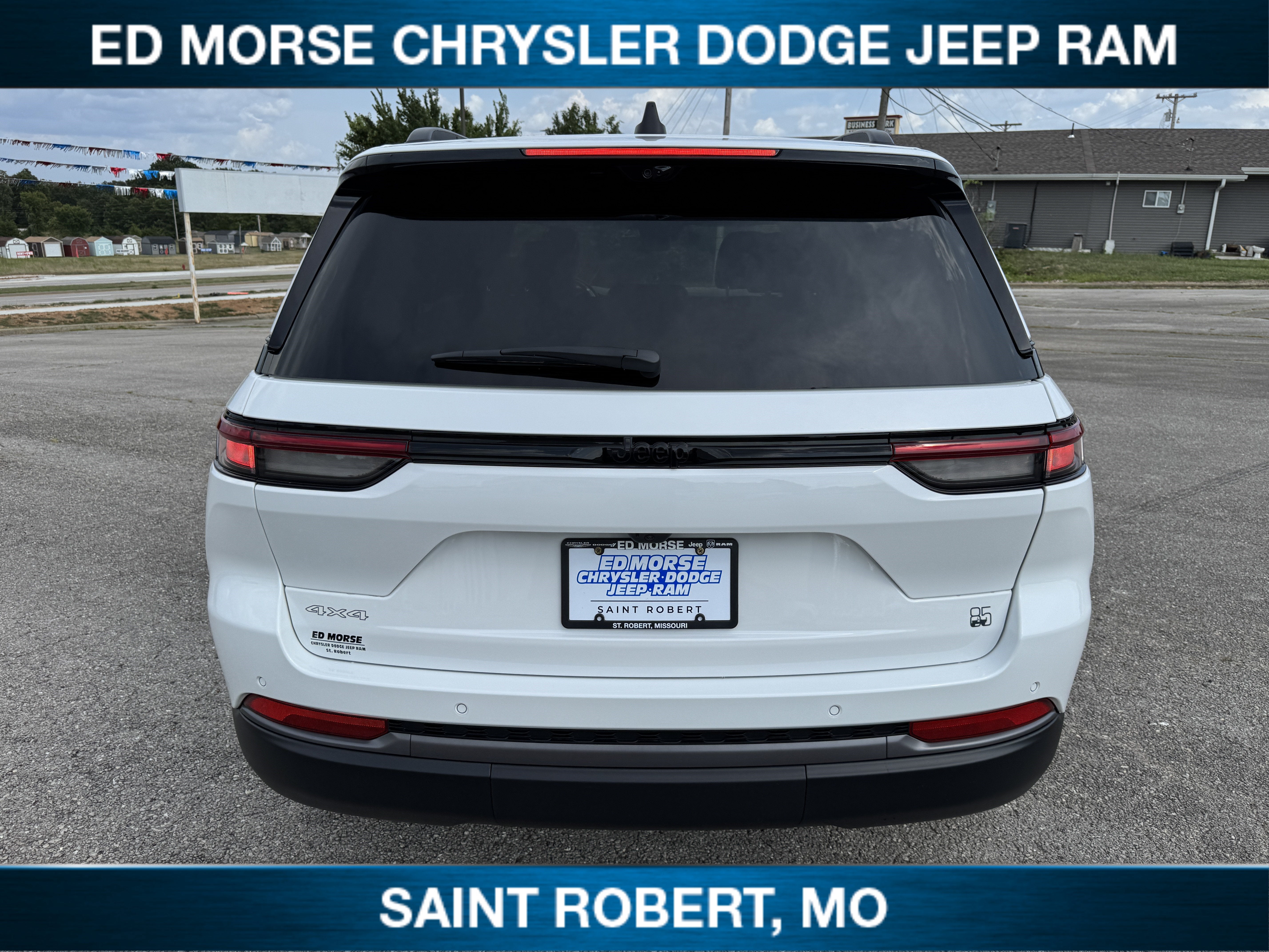2026 Jeep Grand Cherokee 85th Anniversary Edition