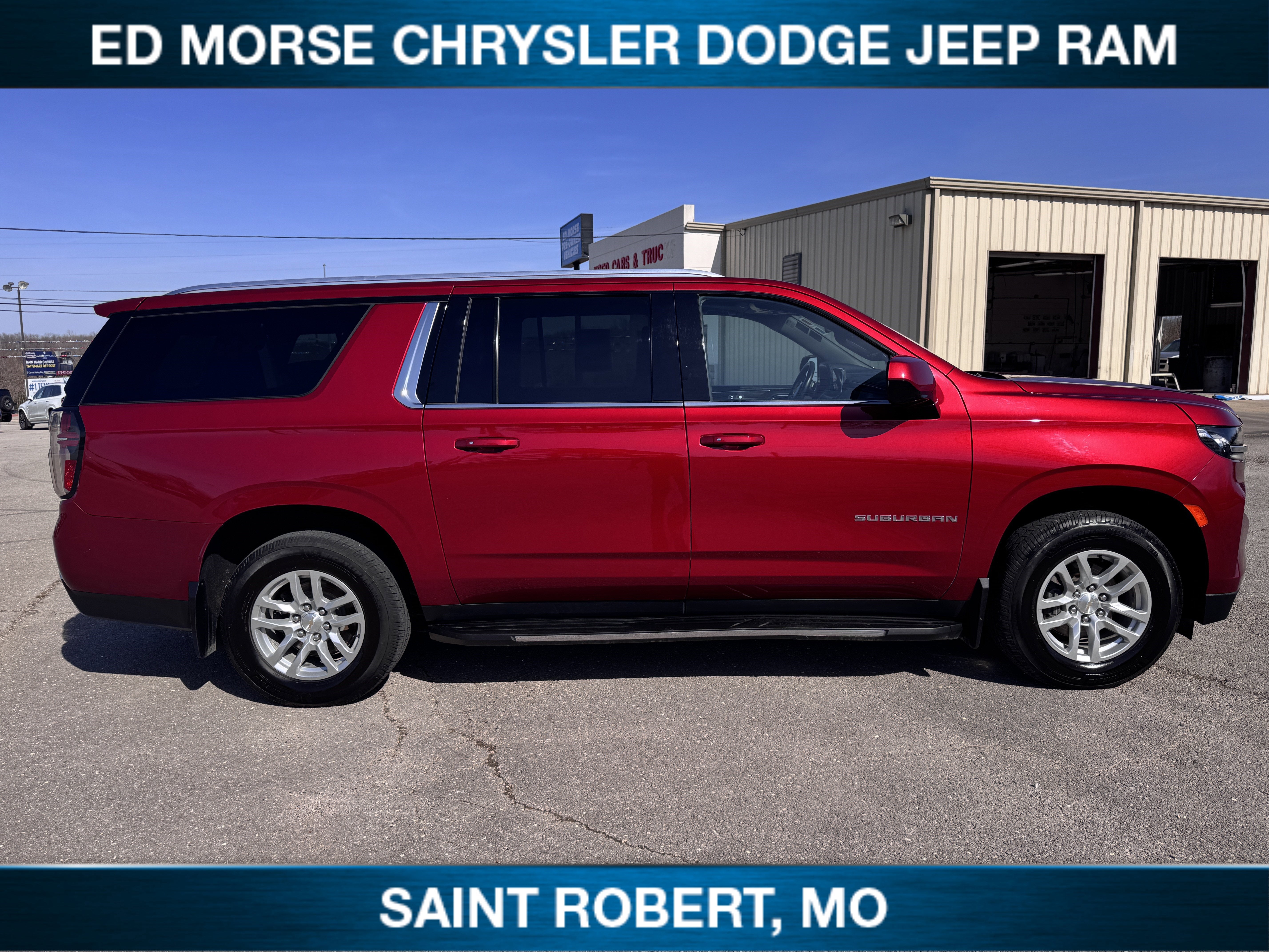 2023 Chevrolet Suburban LT