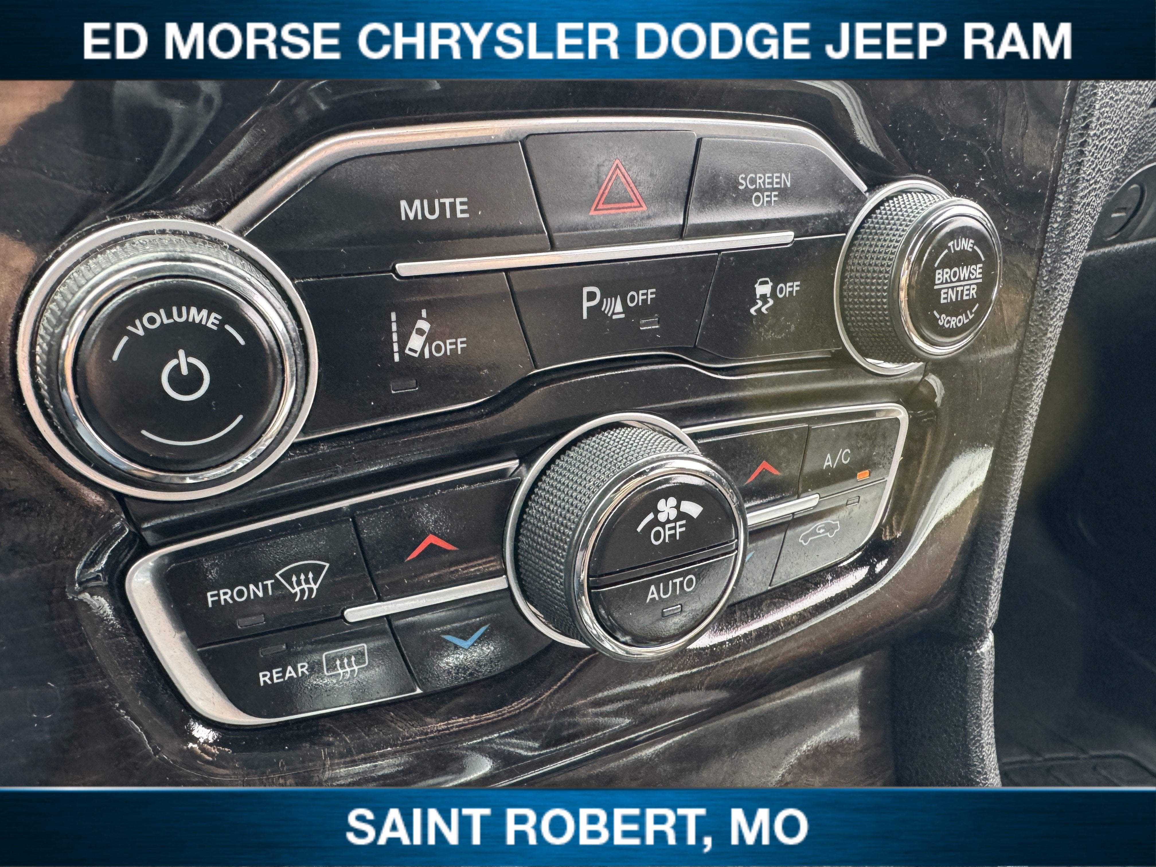 2018 Chrysler 300 Limited