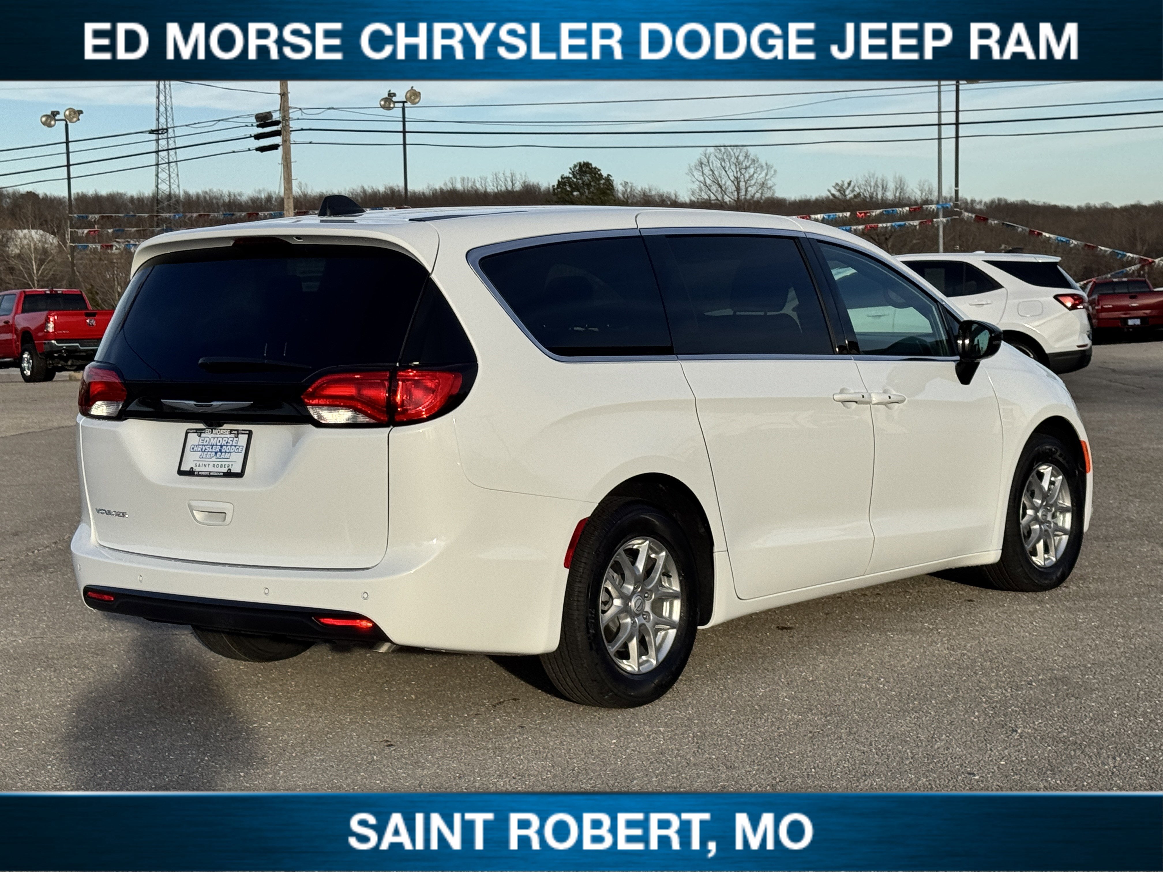 2026 Chrysler Voyager LX