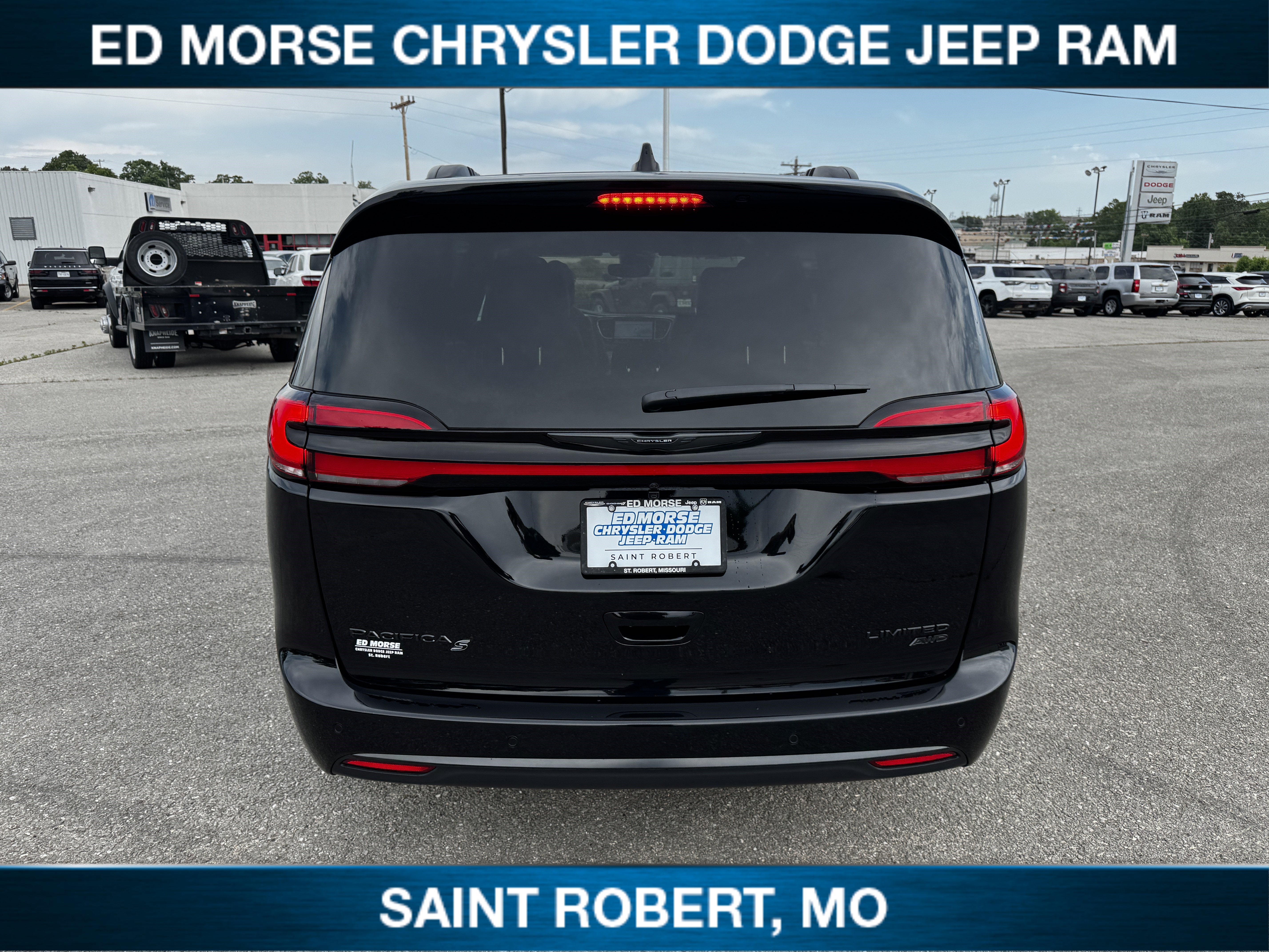 2026 Chrysler Pacifica Limited