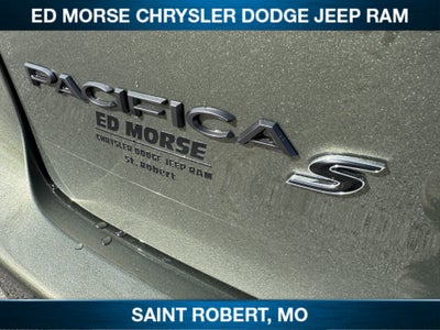 2027 Chrysler Pacifica Limited