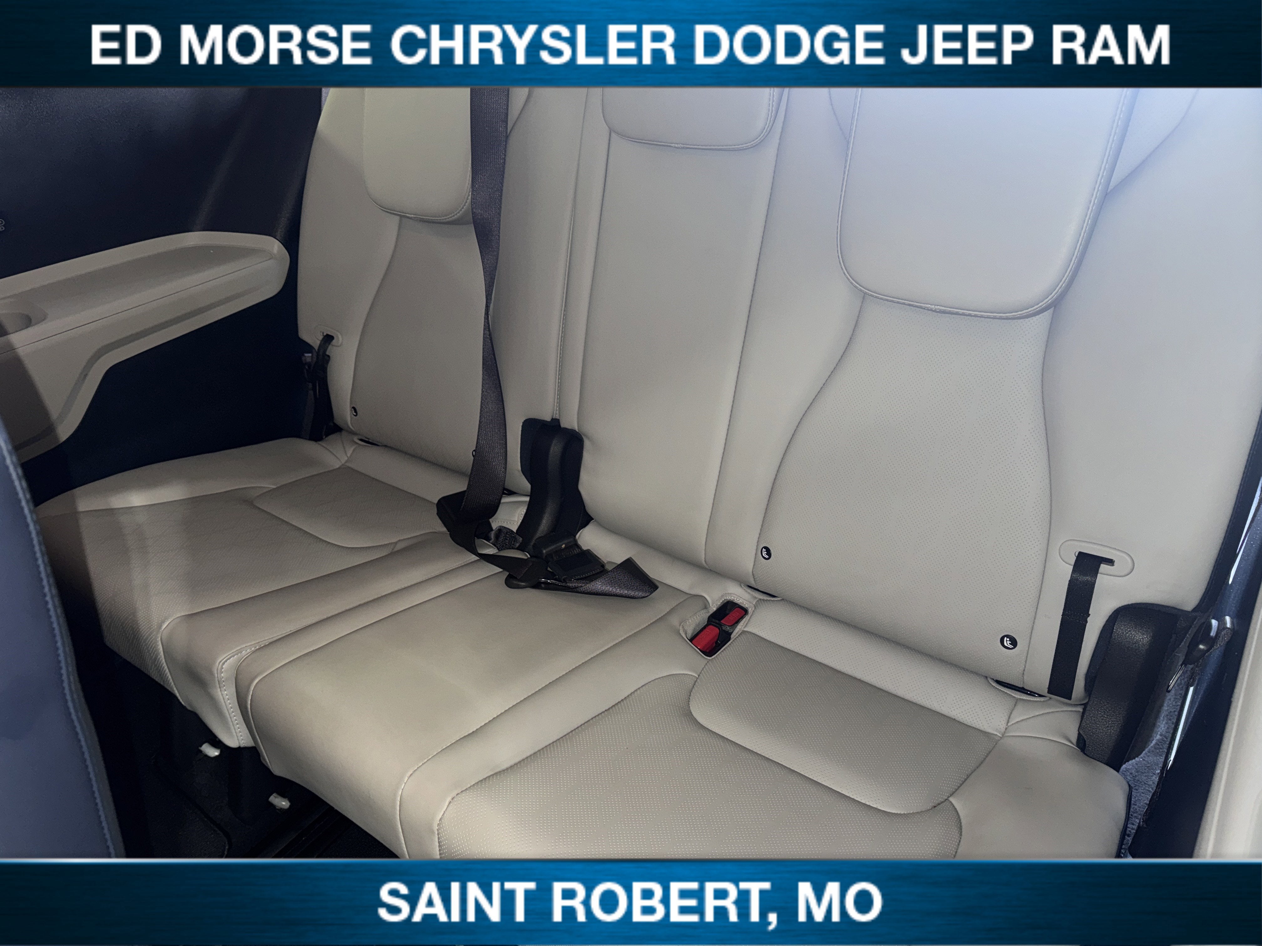 2025 Kia Carnival Hybrid EX