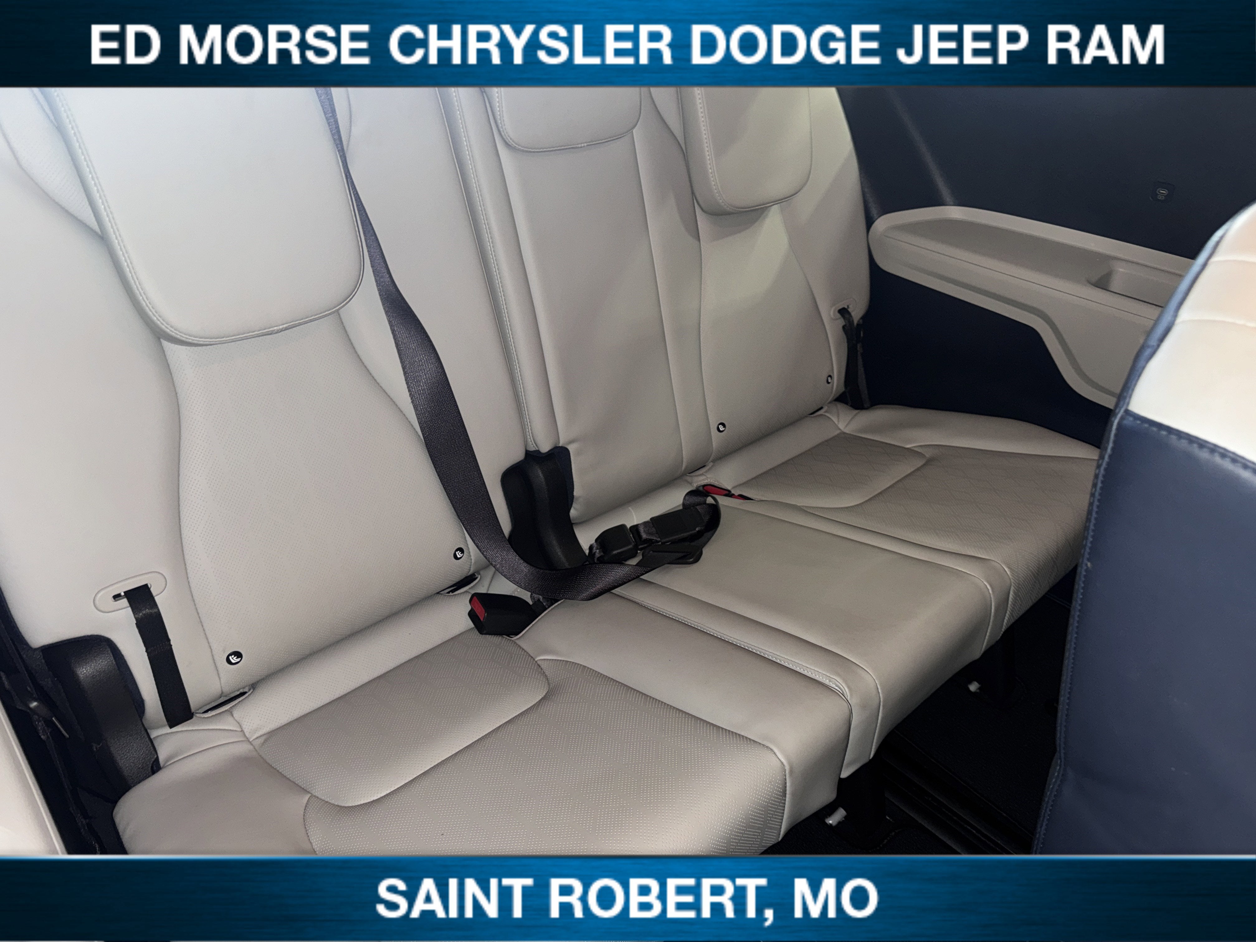 2025 Kia Carnival Hybrid EX