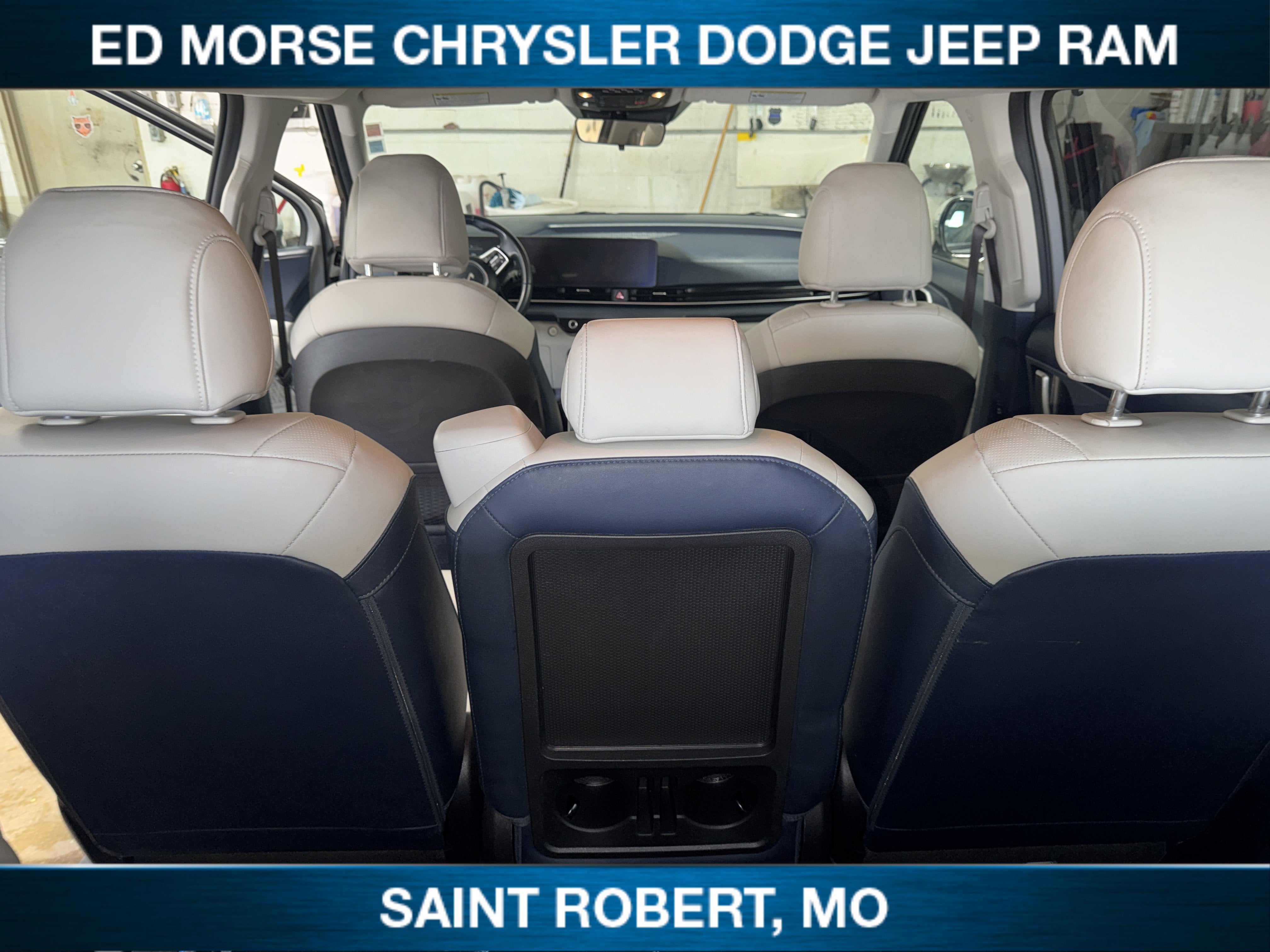 2025 Kia Carnival Hybrid EX