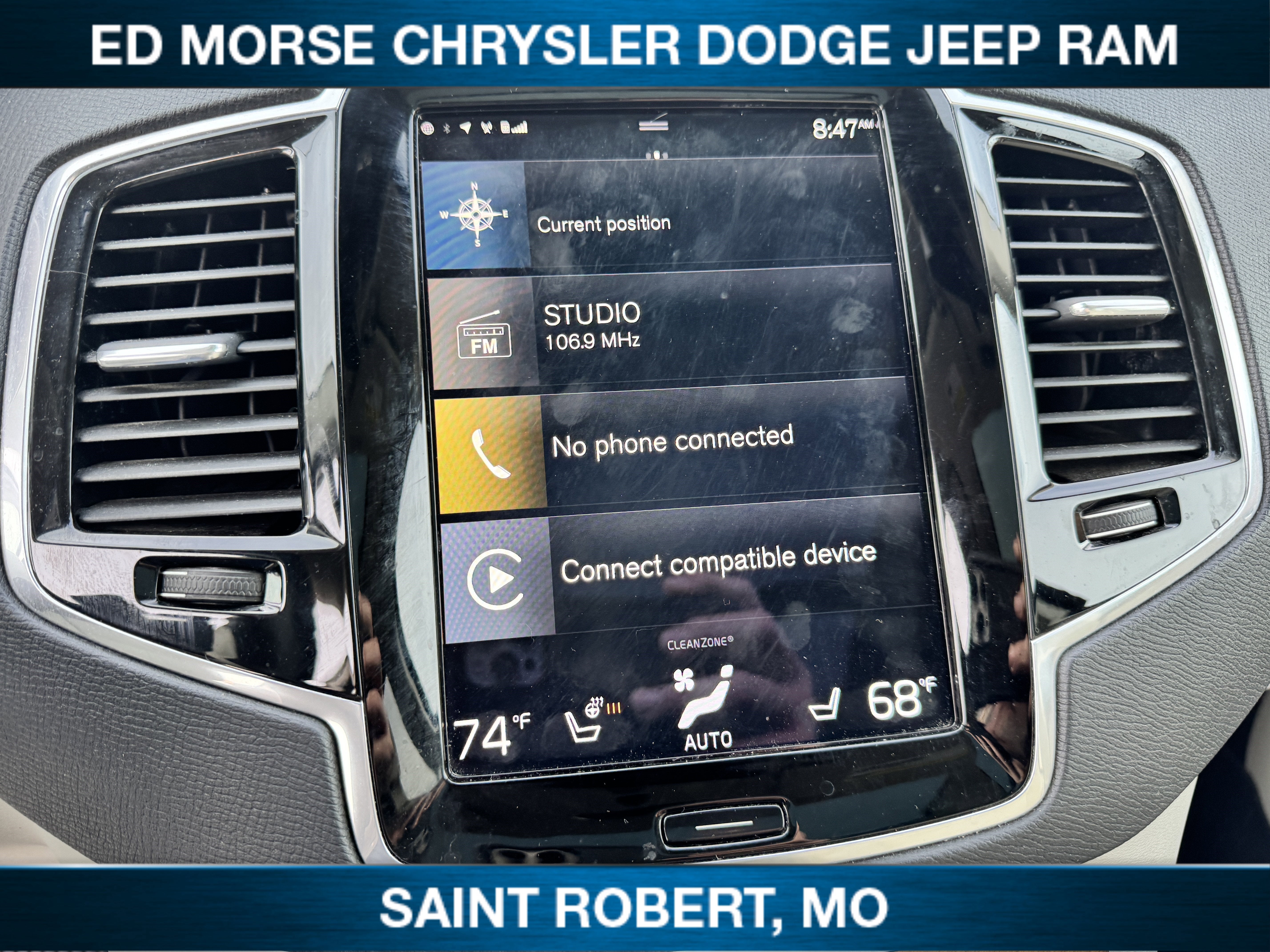 2022 Volvo XC90 Momentum