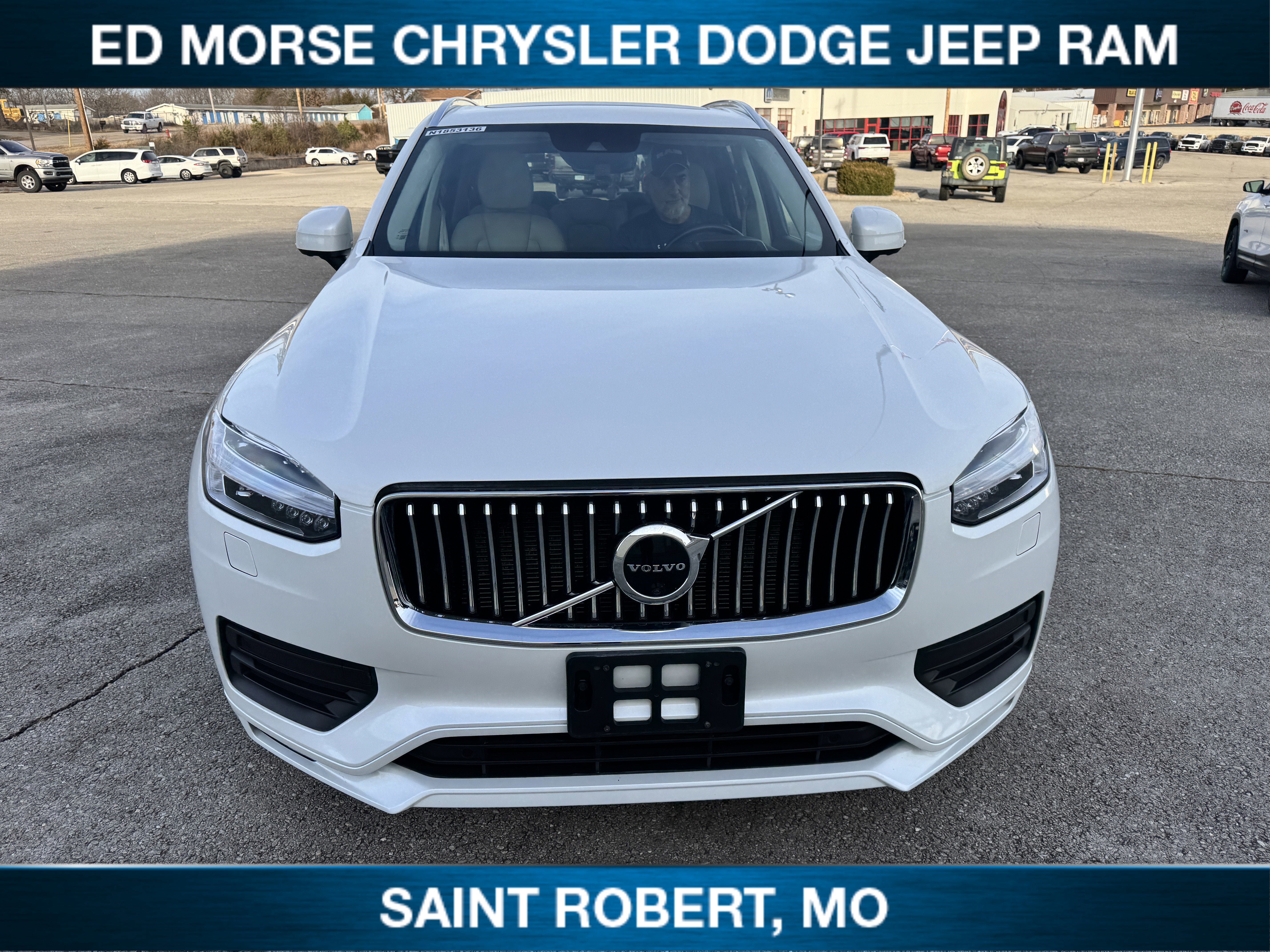 2022 Volvo XC90 Momentum