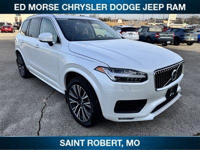 2022 Volvo XC90 Momentum