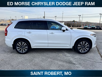 2022 Volvo XC90 Momentum