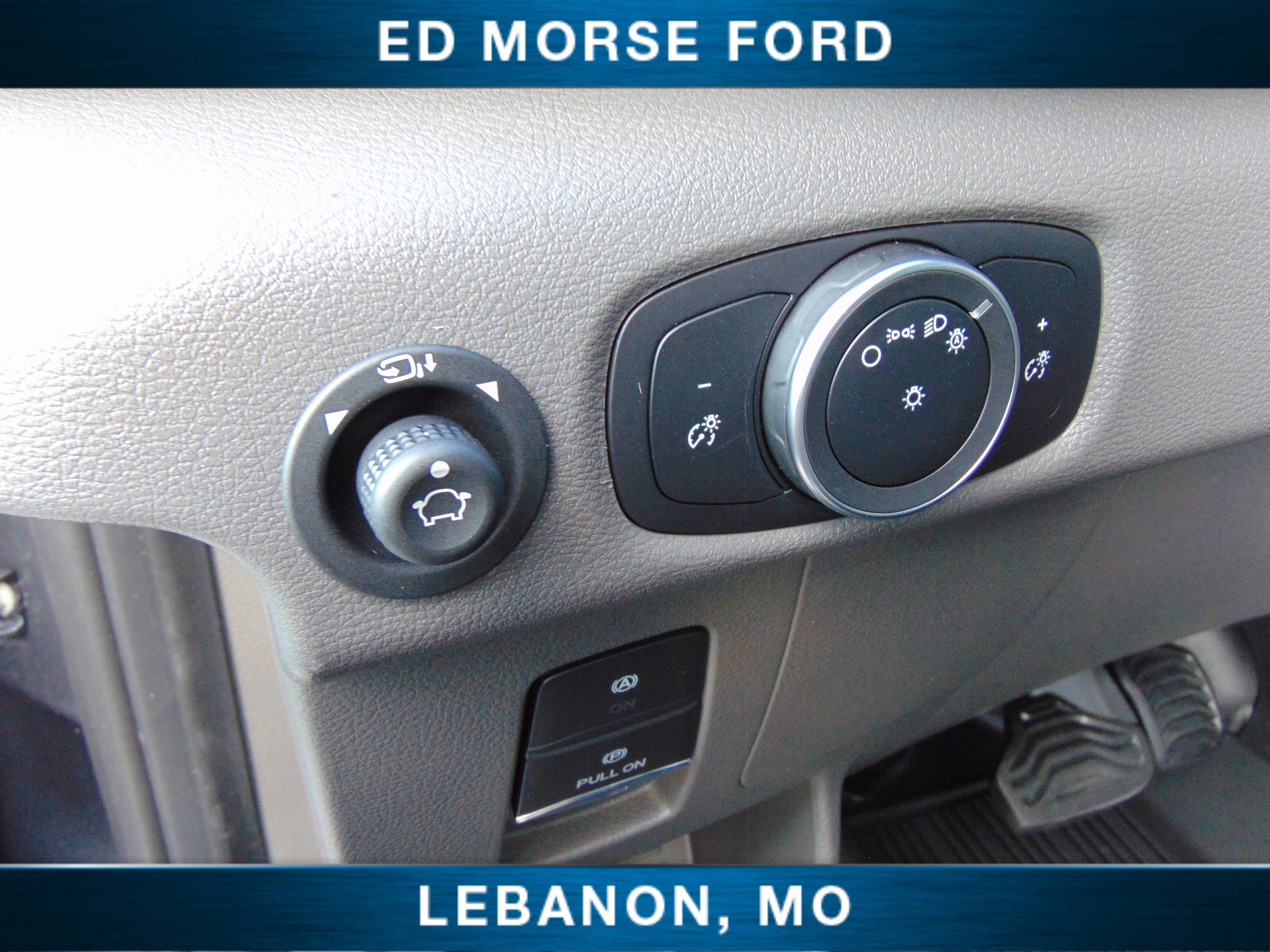 2025 Ford Transit Passenger Wagon XL