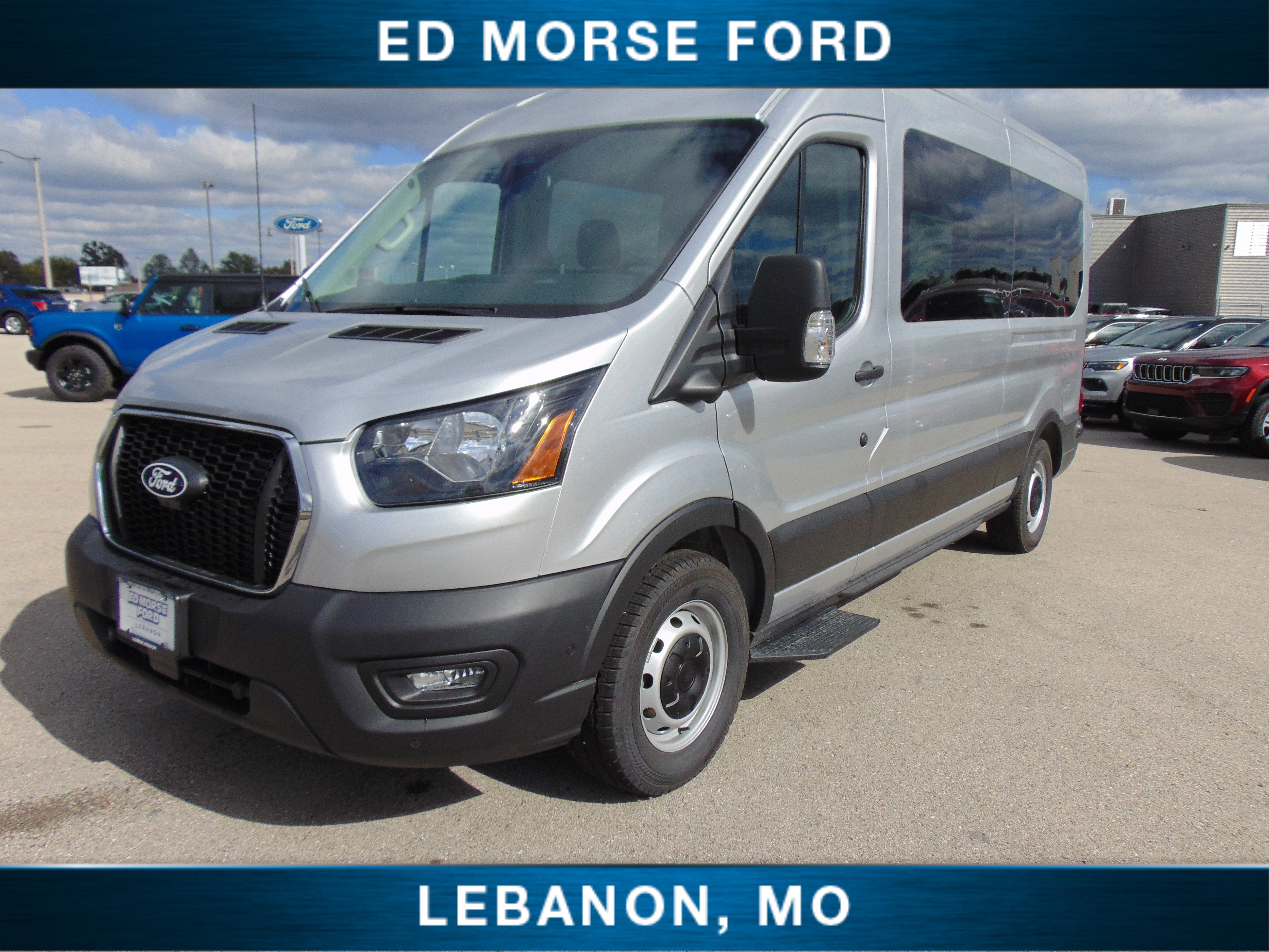 2026 Ford Transit Passenger Wagon XL
