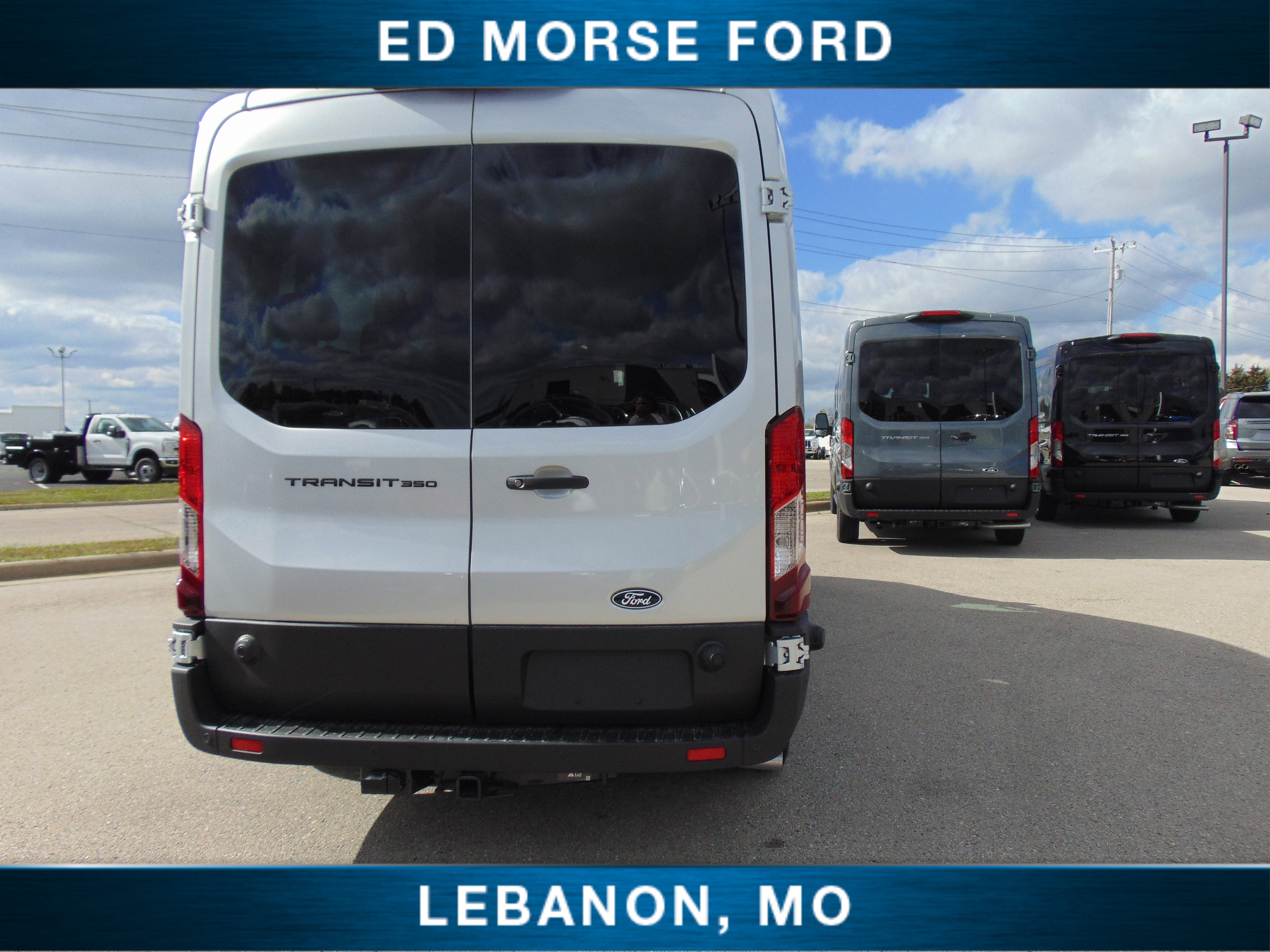 2026 Ford Transit Passenger Wagon XL