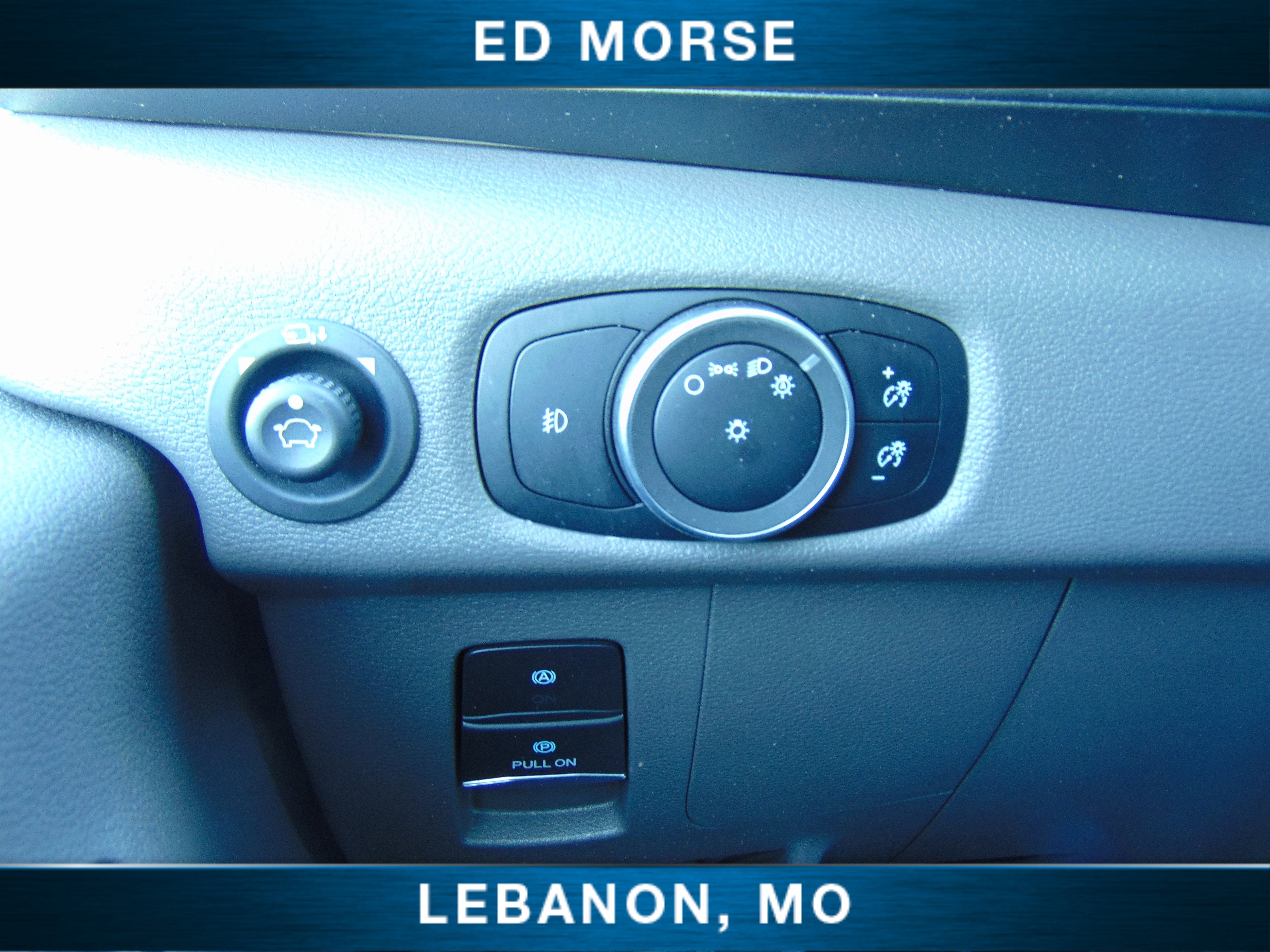 2025 Ford Transit Passenger Wagon XLT