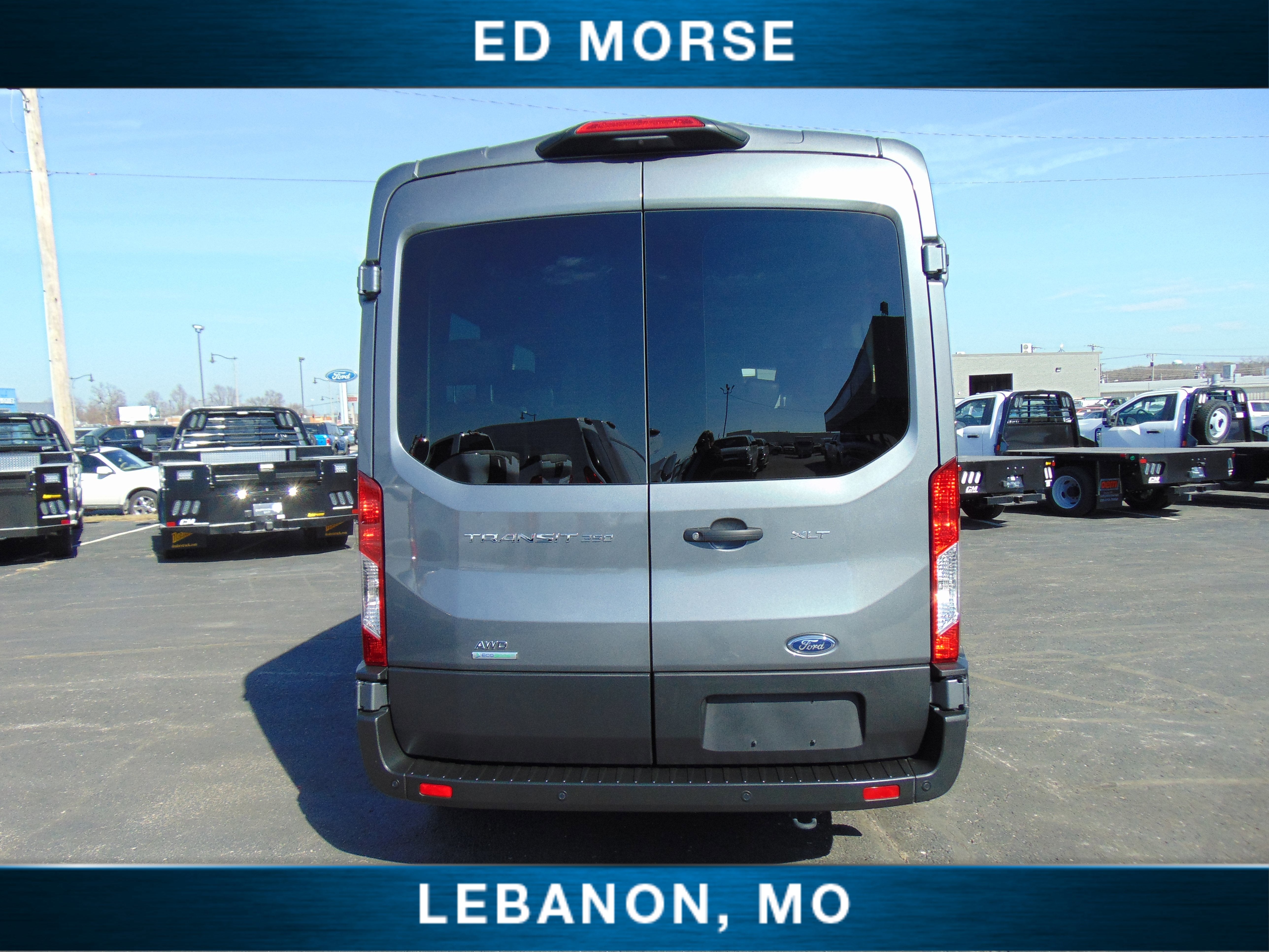 2025 Ford Transit Passenger Wagon XLT