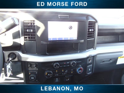 2026 Ford Super Duty F-350 DRW CM 9'4 Gooseneck Storage w/Ford Steps