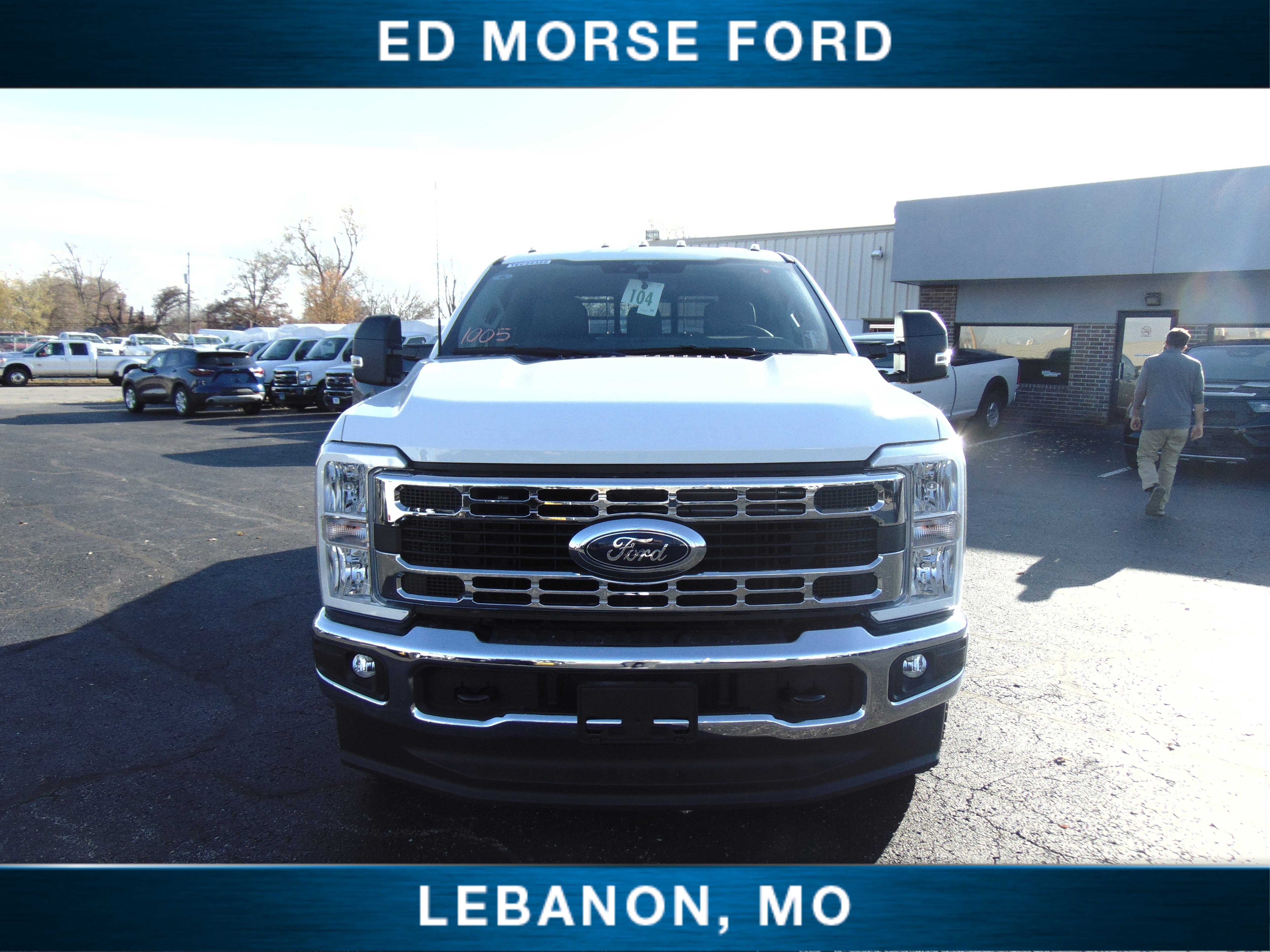 2026 Ford Super Duty F-350 DRW CM 9'4 Gooseneck Storage w/Ford Steps