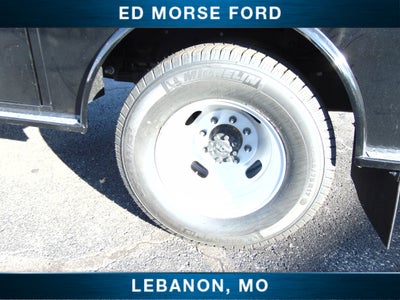 2026 Ford Super Duty F-350 DRW CM 9'4 Gooseneck Storage w/Ford Steps