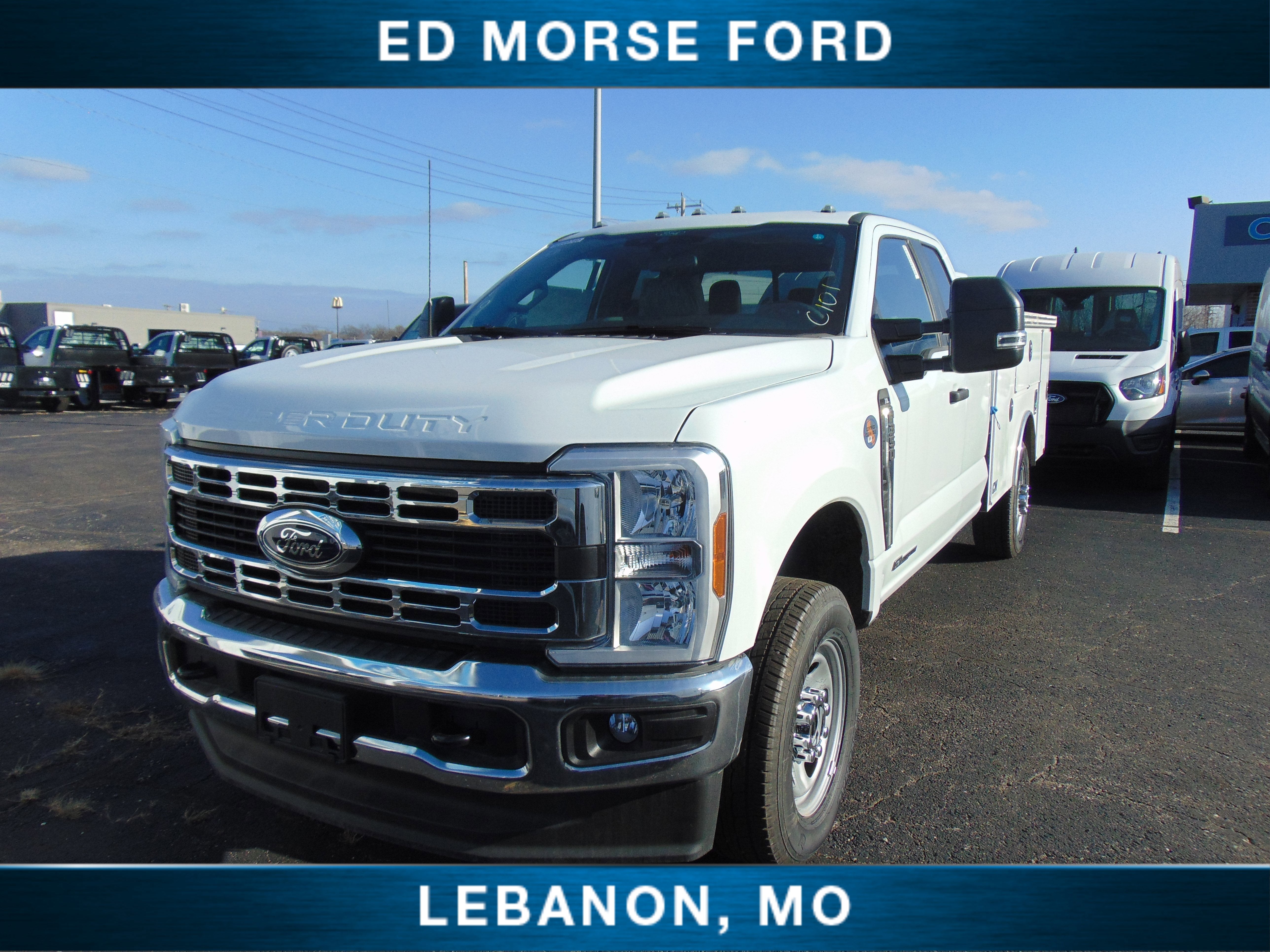 2025 Ford Super Duty F-350 SRW CM 9' Service body