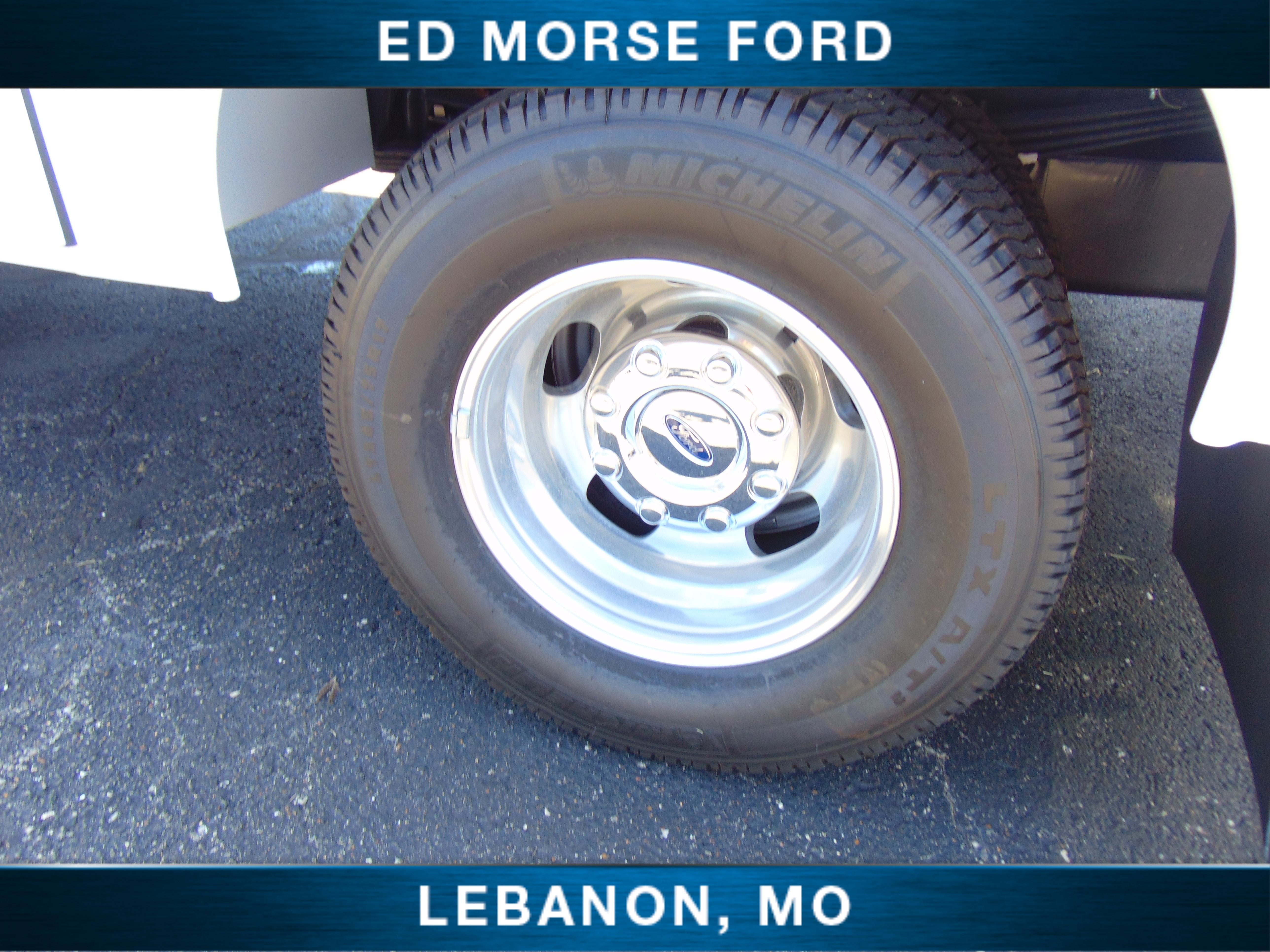 2025 Ford Super Duty F-350 DRW Reading 9' Service Body