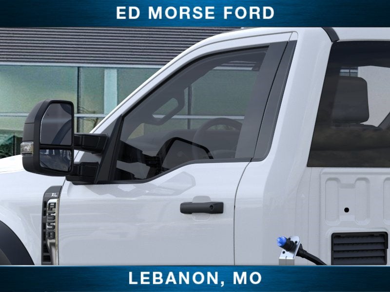 2026 Ford Super Duty F-550 DRW XL