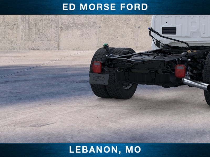 2026 Ford Super Duty F-550 DRW XL Knapheide Service Body w/Crane