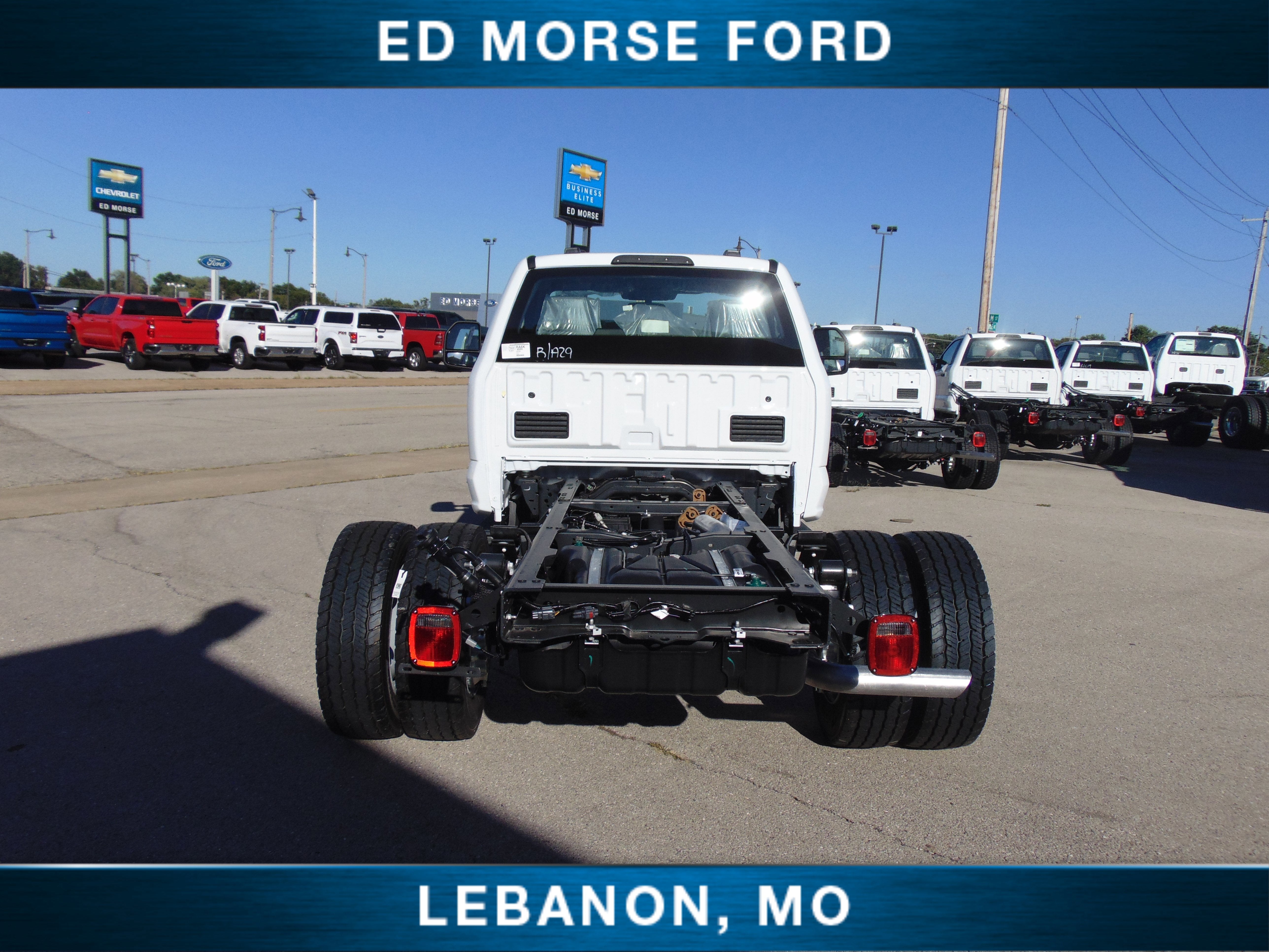 2025 Ford Super Duty F-600 DRW Knapheide PGTD 9' Gooseneck Platform