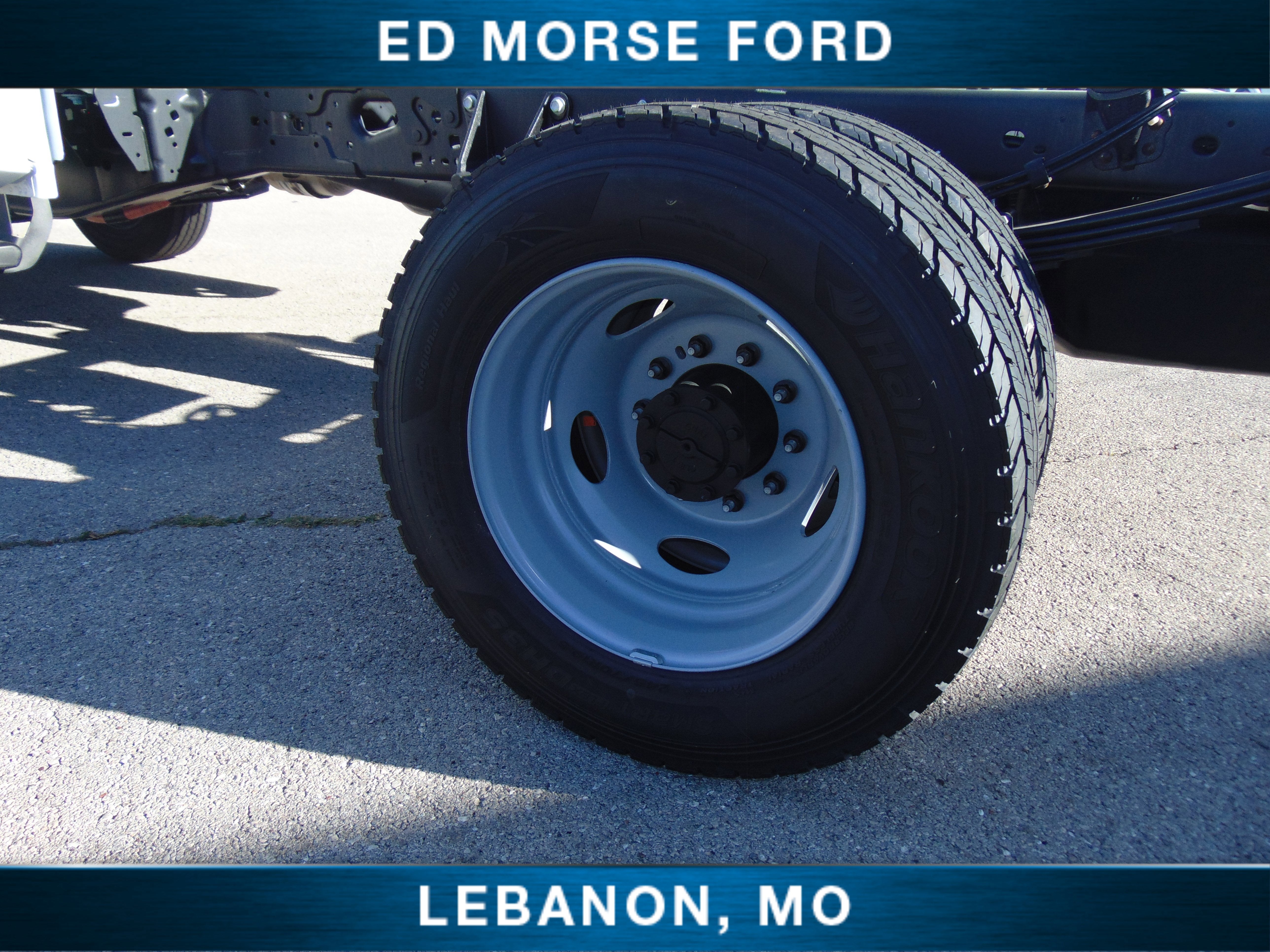 2025 Ford Super Duty F-600 DRW Knapheide PGTD 9' Gooseneck Platform