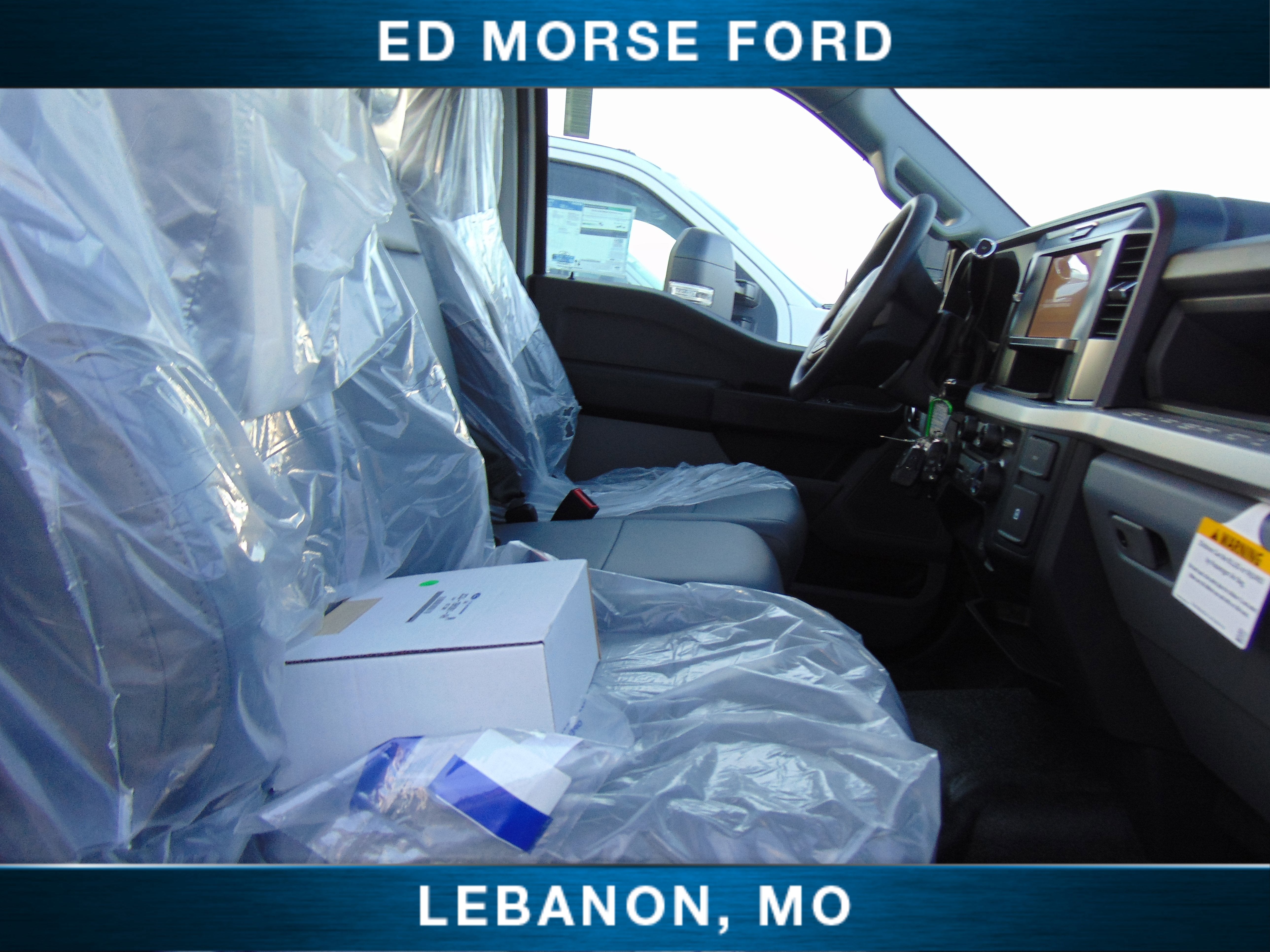 2026 Ford Super Duty F-350 DRW XL chassis