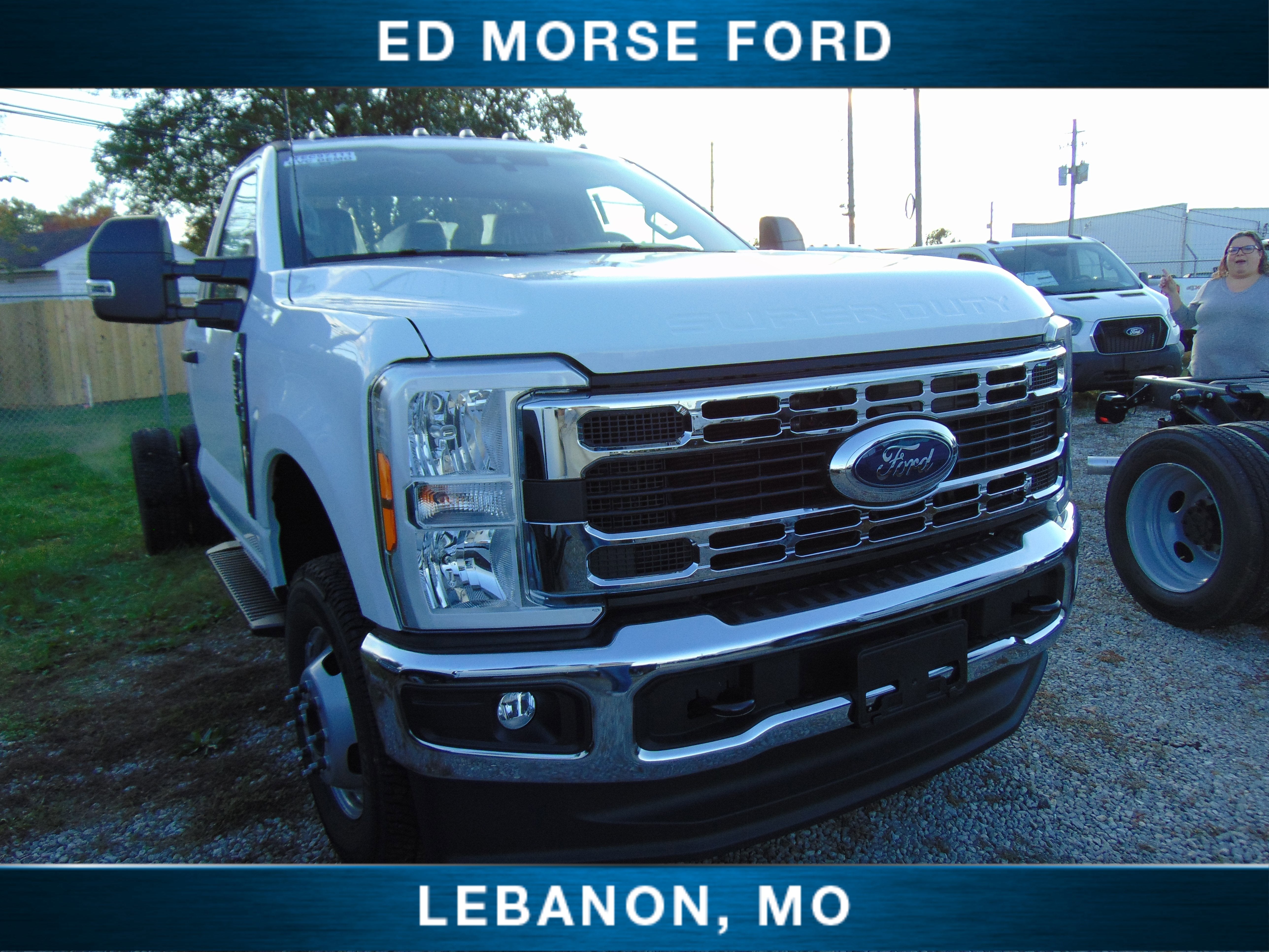 2026 Ford Super Duty F-350 DRW XL chassis