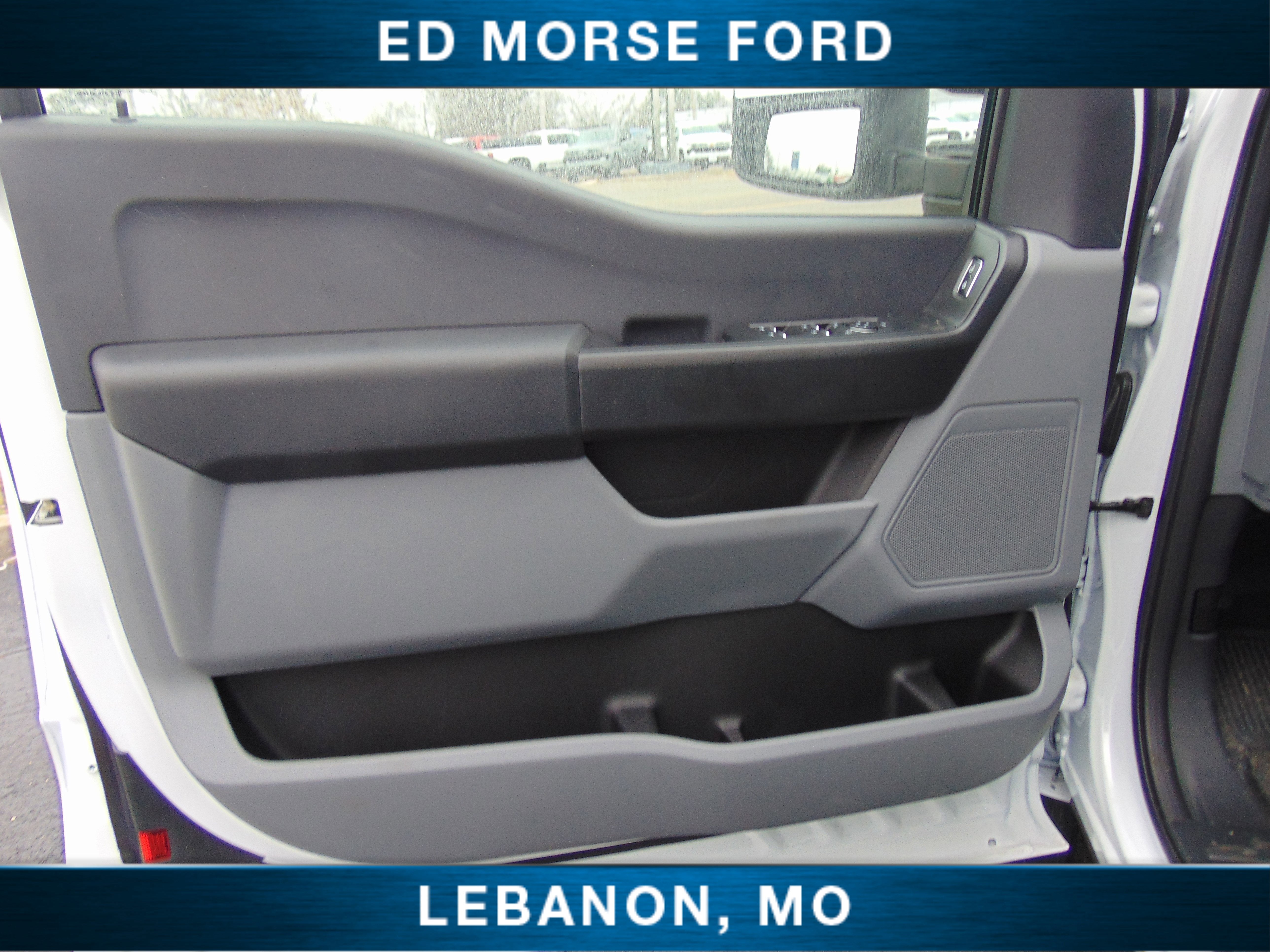 2026 Ford Super Duty F-550 DRW CM 11' Dropside Dump body