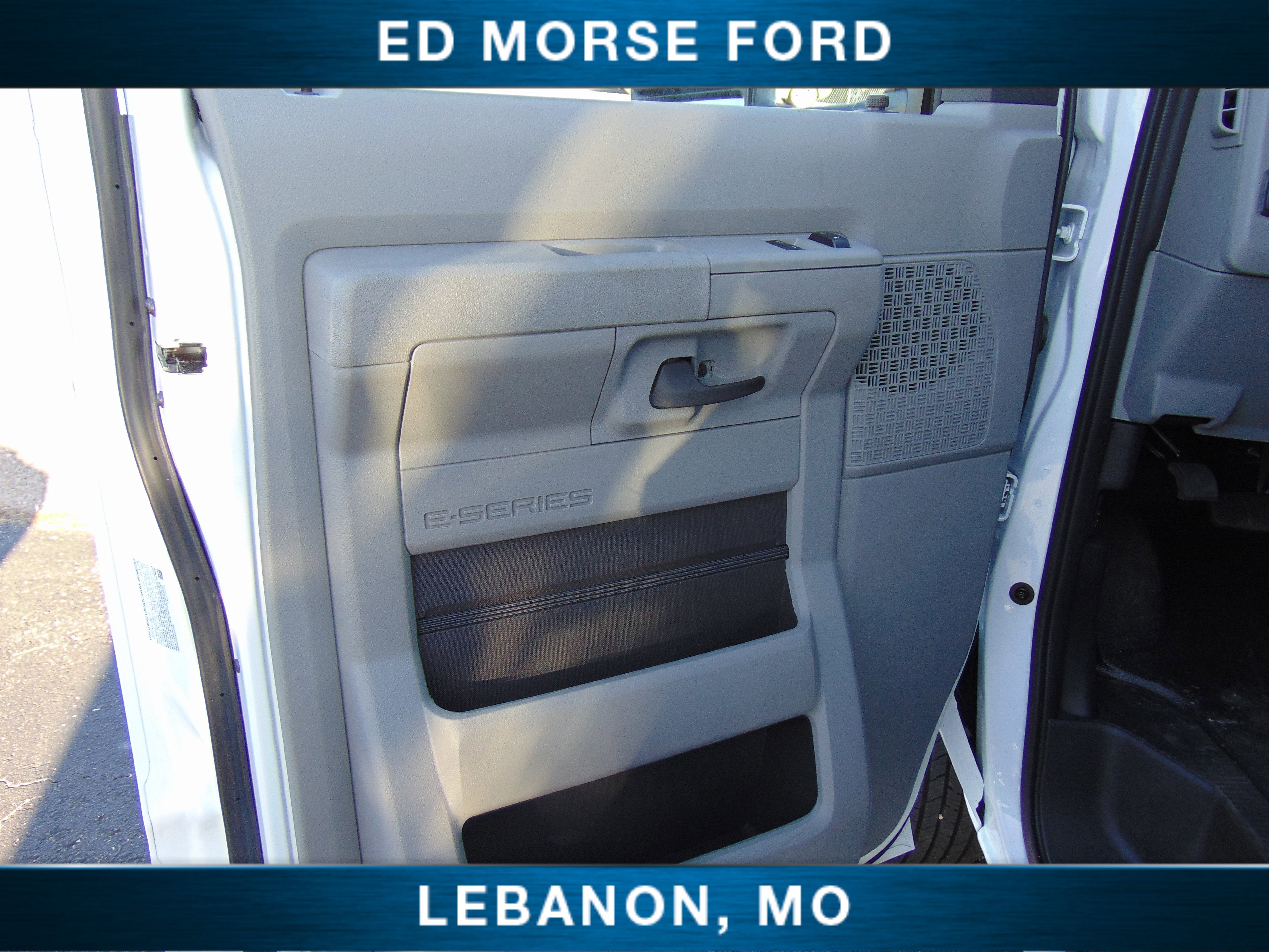 2026 Ford E-Series Cutaway Base